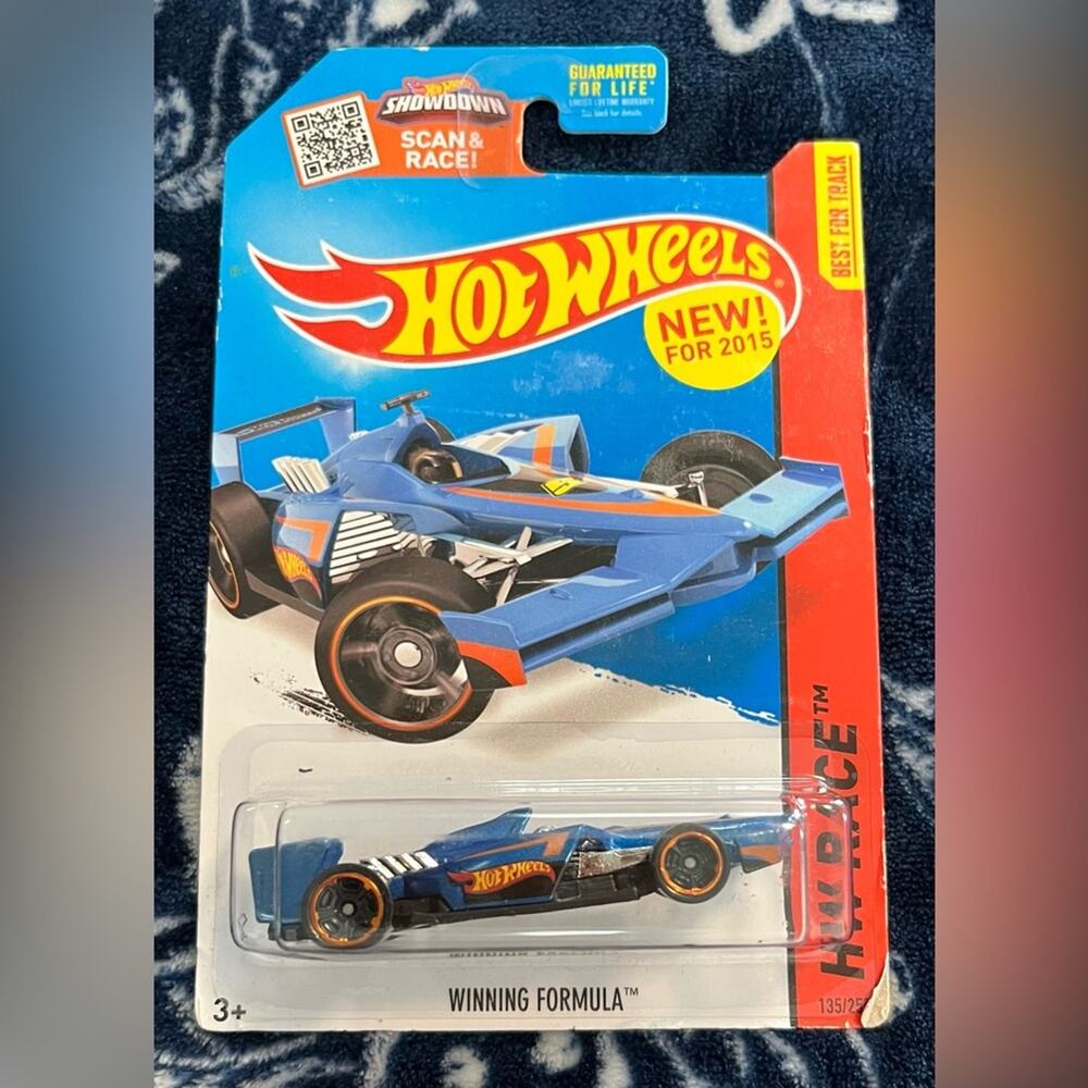 NIB! Hot Wheels HW Race series Winning Formula CFG97 135/250